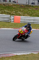 brands-hatch-photographs;brands-no-limits-trackday;cadwell-trackday-photographs;enduro-digital-images;event-digital-images;eventdigitalimages;no-limits-trackdays;peter-wileman-photography;racing-digital-images;trackday-digital-images;trackday-photos